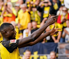 一场3-0，让德甲劲旅大获全胜，超级前锋立大功：梅开二度全场最佳